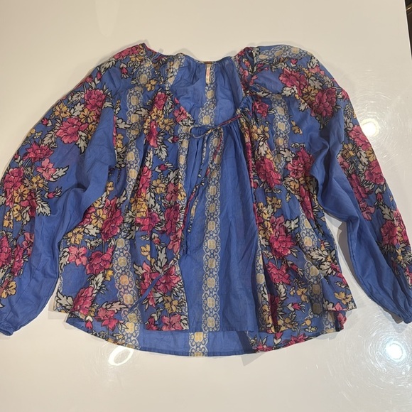 NWOT - Free People Elena Floral Print Top, Women’s. Size: L, blue. Boho. - Picture 3 of 7